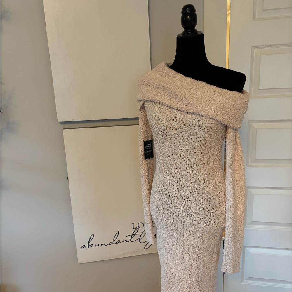 JLUXLABEL Off-Shoulder Cream Maxi Dress